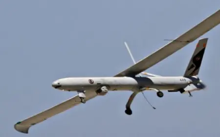 مسيرة تجسس أمريكية تتراجع بعد اقترابها من المجال الجوى الإيرانى