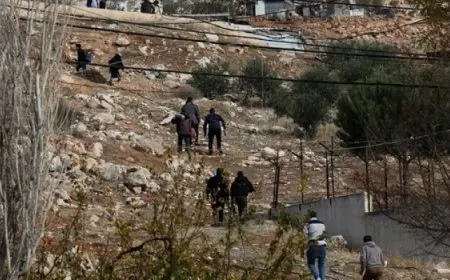 الصحة اللبنانية: 7 شهداء و52 جريحا حصيلة التطورات الأخيرة على الحدود اللبنانية – السورية