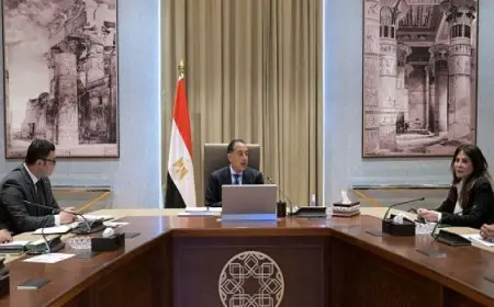 رئيس الوزراء يتابع الجهود الحكومية فى ملف تحلية مياه البحر