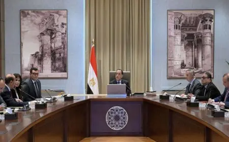 رئيس الوزراء يتابع سير الأعمال في مشروع توسعة كورنيش الإسكندرية وإجراءات تشغيل مشروع حدائق تلال الفسطاط