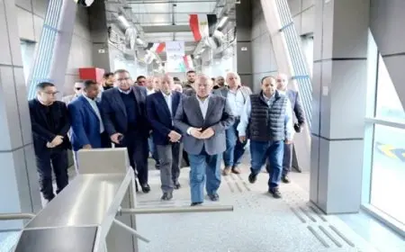 وزير الصناعة والنقل يتابع جاهزية المرحلة الأولى من مشروع الأتوبيس الترددى BRT