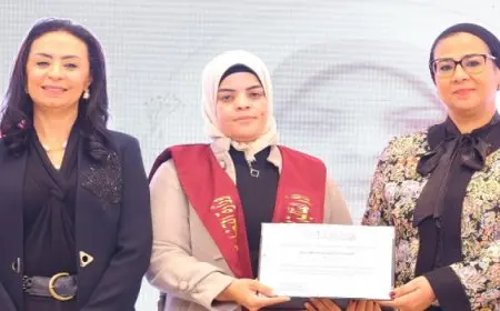 وزيرتا التضامن والتنمية المحلية ورئيس القومى للمرأة تكرمن الأمهات المثاليات لعام 2025