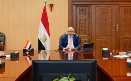 وزير الرى يناقش مقترحات الهيكل الإدارى لمشروع الدلتا الجديدة