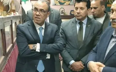 وزيرا الرياضة والخارجية يزوران مدرستى “ناصر” و”الميكانيكية” فى أسيوط