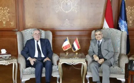 هيئة قناة السويس تؤكد حرصها على تعزيز علاقات الشراكة الاستراتيجية مع العملاء