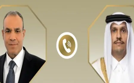 وزير الخارجية يبحث هاتفيا مع رئيس الوزراء القطرى سبل تهيئة الظروف لإعادة الإعمار فى غزة