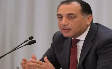 رئيس الوزراء: نتابع مؤشرات توافر الدواء والمستلزمات الطبية محليا لأثر ذلك فى تعزيز استقرار القطاع الصحى