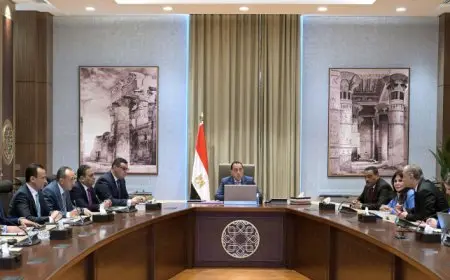 رئيس الوزراء يتابع أعمال تطوير الساحل الشمالى الغربى من غرب رأس الحكمة لشرق مطروح