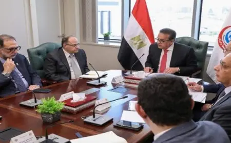 وزير الصحة يُشدد على ضرورة توفير بيئة استثمارية جاذبة للشركات العالمية