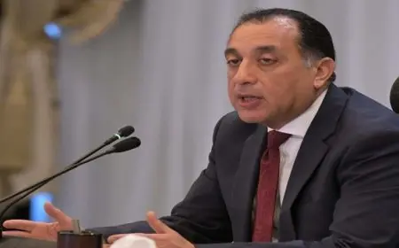 رئيس الوزراء يهنئ الشعب المصرى والأمتين العربية والإسلامية بحلول عيد الفطر المبارك