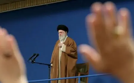 خامنئى يتوعد بـ “رد حازم” ردًا على تهديدات ترامب بضرب إيران