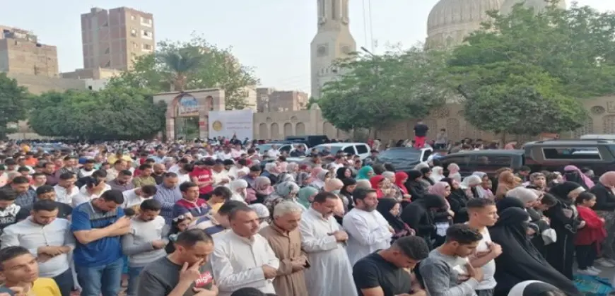 معهد الفلك: صلاة عيد الفطر فى القاهرة فى السادسة و13 دقيقة.. والجيزة فى السادسة و12 دقيقة