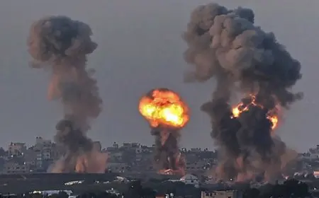 غارات إسرائيلية مكثفة على غزة.. وسقوط شهداء بينهم طفلة