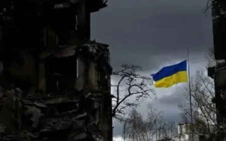 أوكرانيا: مقتل وإصابة 6 أشخاص فى غارات جوية روسية مكثفة على دونيتسك