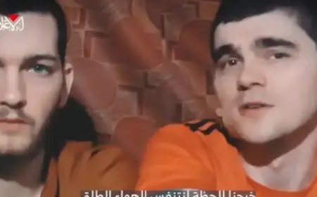 محتجزان لدى حماس يطالبان الإسرائيليين بالضغط على نتنياهو لإعادة الرهائن