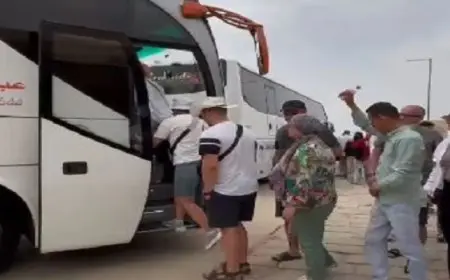 وزير السياحة يتابع التشغيل التجريبى لمشروع تطوير الخدمات بمنطقة أهرامات الجيزة