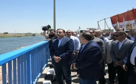 رئيس الوزراء يفتتح مشروع كوبرى “منقباد” العلوى بالمدخل الشمالى لمدينة أسيوط