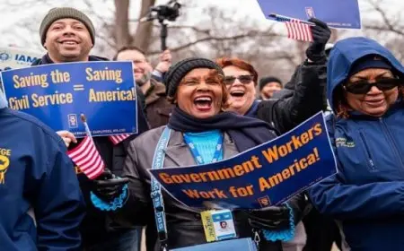 محكمة أمريكية تؤيد قرار ترامب تسريح آلاف الموظفين