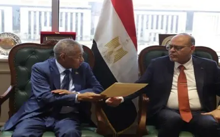 وزير العمل يستقبل السفير السودانى لدى القاهرة لبحث الملفات ذات الاهتمام المشترك