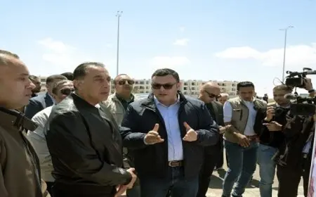 رئيس الوزراء يتفقد مشروع “مزارين” ونموذجا لفيلا سكنية