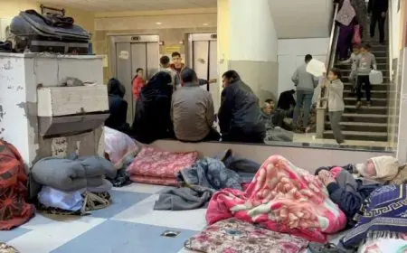 شهيدان فلسطينيان بـ”المواصى” و5 مصابين بمدينة غزة.. والاحتلال يجبر الآلاف على النزوح فى خان يونس