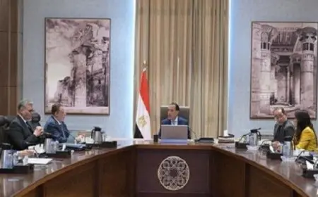رئيس الوزراء يتابع جهود إتاحة التمويلات المطلوبة لتوفير مخزون من المنتجات البترولية