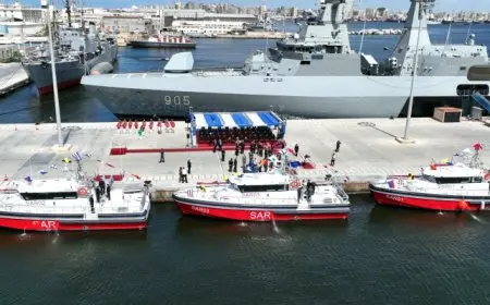 المتحدث العسكرى: الاتحاد الأوروبى يسلم مصر لنشات بحث وإنقاذ من طراز (SAR-1700)