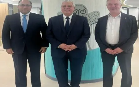 وزير التعليم العالى يبحث فرص التعاون مع جامعة “ڤى يو بى” خلال زيارته لبروكسل