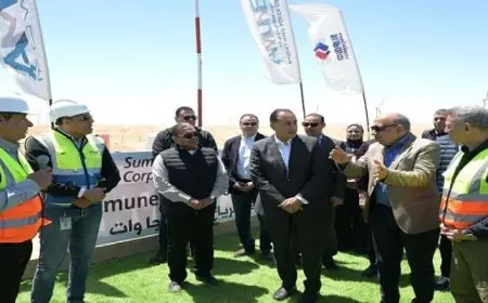رئيس الوزراء يتفقد محطة “أمونت” لطاقة الرياح برأس غارب باستثمارات 700 مليون دولار