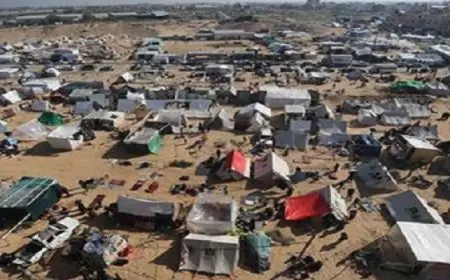 استشهاد فلسطينيين اثنين وإصابة آخرين إثر قصف الاحتلال الإسرائيلى خيمة نازحين في خان يونس