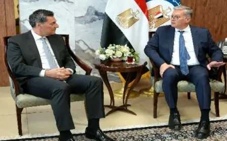 وزير البترول يستقبل رئيس شركة أنرجين اليونانية لبحث أوجه التعاون المشترك