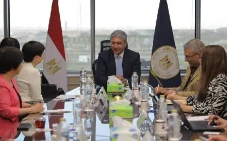 وزير السياحة والآثار يبحث التعاون المشترك مع نائب عمدة بلدية شنغهاى