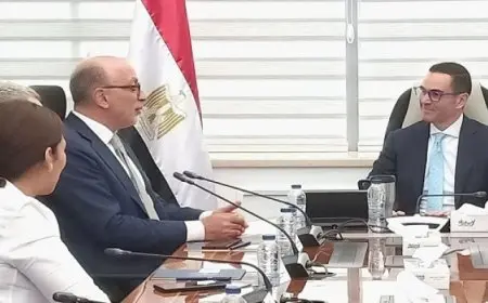 وزير الاستثمار يبحث مع الرئيس التنفيذى لشركة Intelcia فرص التعاون فى مجالات التعهيد وخدمة العملاء