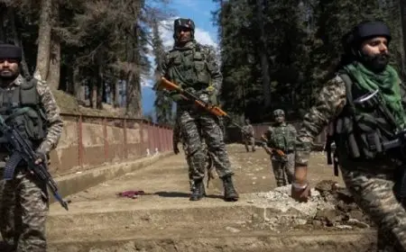 باكستان ترد على الهند بوقف التبادل التجارى وإغلاق المجال الجوى