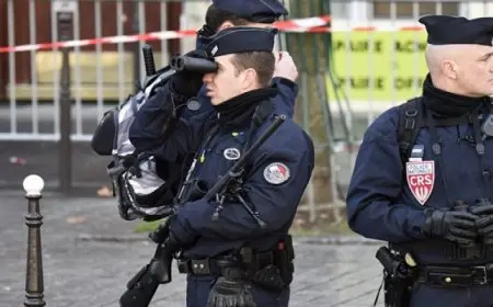 وفاة أحد المصلين طعنا داخل مسجد جنوبى فرنسا