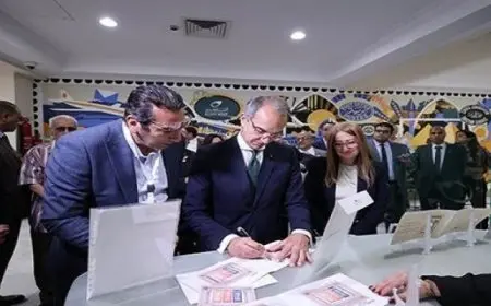 وزير الاتصالات: احتفالية مرور 100 عام على أول طابع بريد تذكارى تعكس تفرد تاريخ مصر