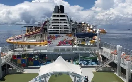 أول أرجوحة بحرية على متن سفينة سياحية فى العالم