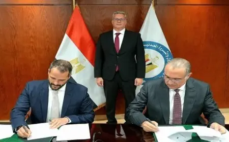 البترول: توقيع مذكرة تفاهم بين الشركة المصرية القابضة للغازات الطبيعية وشركة اكسون موبيل