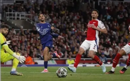 باريس سان جيرمان يصعق أرسنال فى عقر داره ويهزمه 1 / 0