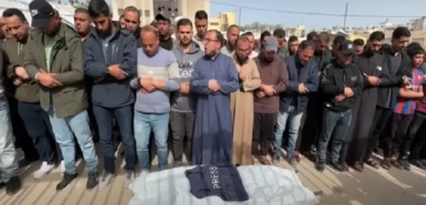 بعد استشهاد صحفى وعائلته .. حماس تطالب بتحرك عاجل من المجتمع الدولى لوقف إسرائيل ومحاسبة قادتها
