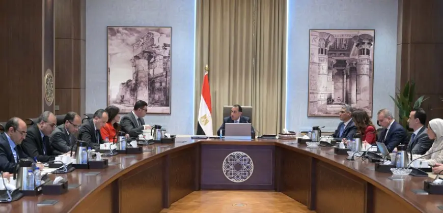 رئيس الوزراء يتابع جهود تطوير عدد من المناطق غير المخططة فى محافظة الجيزة