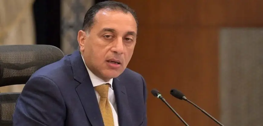 رئيس الوزراء يتابع حادث كسر خط غاز بمدينة السادس من أكتوبر