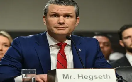 وزير الدفاع الأمريكى يحذر إيران من عواقب دعمها للحوثيين