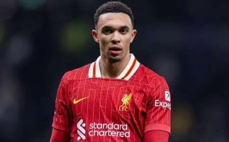 أرنولد يعلن رسميًا رحيله عن ليفربول بنهاية الموسم