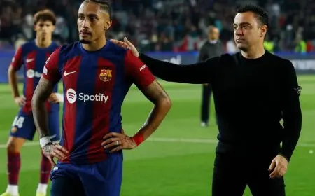 رافينيا ينتقد تشافي ويختار صلاح وثلاثة لاعبين من ريال مدريد لجائزة الكرة الذهبية