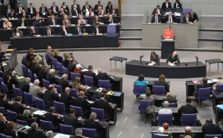 البرلمان الألماني ينتخب ميرتس مستشارا جديدا لألمانيا في جولة التصويت الثانية