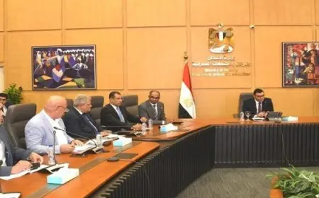 وزير الإسكان يتابع مشروعات المبادرة الرئاسية “حياة كريمة” بمحافظات الأقصر والفيوم وكفر الشيخ