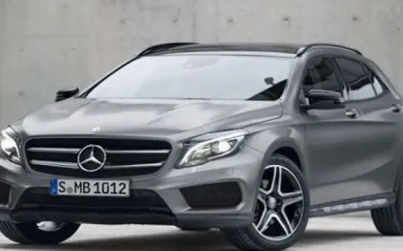 صينى يكسب شهريًا 4800 دولار من استخدام سيارة فارهة فى خدمة التوصيل !!