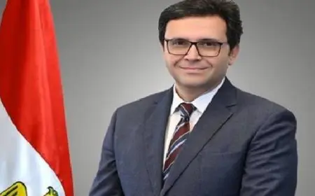 وزير الثقافة يتوجه إلى روما استعدادا لافتتاح بينالى فينسيا للعمارة