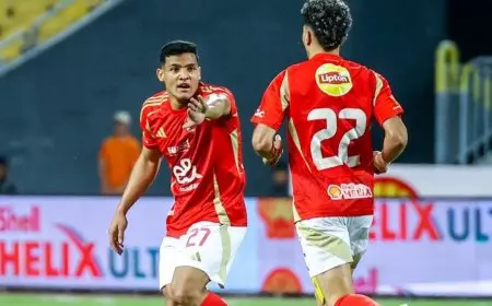الأهلي يتصدر البطولة بعد انتصار مثير على المصري بأربعة أهداف